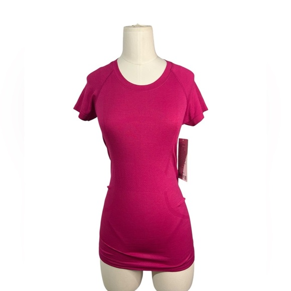 Lululemon Swiftly Tech Short Sleeve Shirt 2.0 Ripened Raspberry Sz 4 NWT - Picture 8 of 10